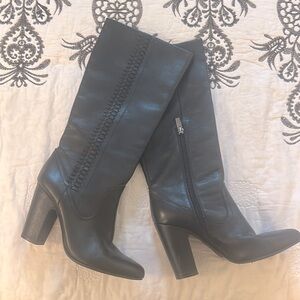 Vince Camuto Boots (black)